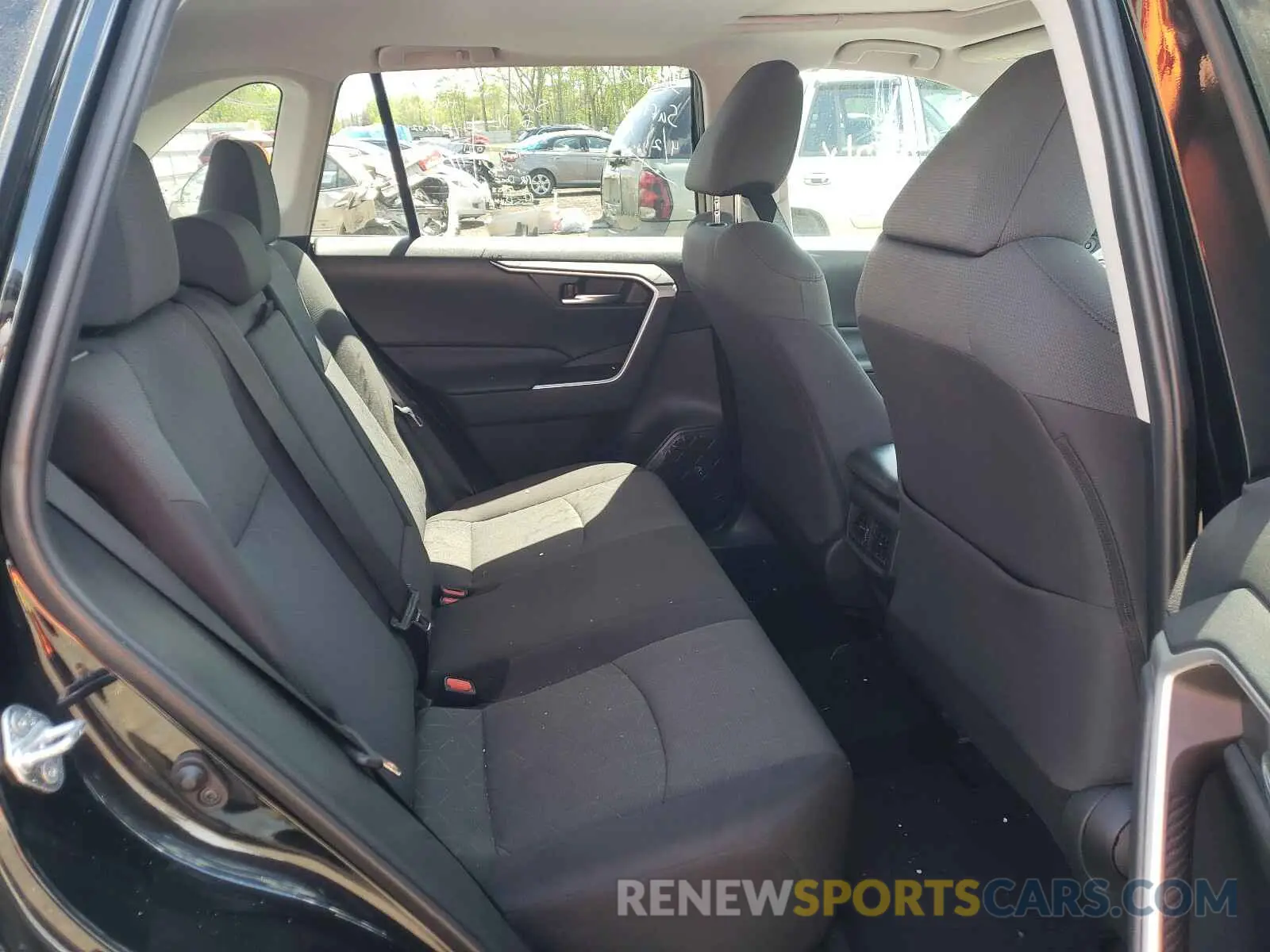 6 Фотография поврежденного автомобиля 2T3W1RFV1KW003535 TOYOTA RAV4 2019