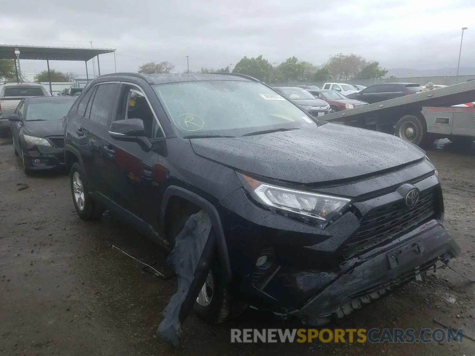 1 Photograph of a damaged car 2T3W1RFV1KW009030 TOYOTA RAV4 2019