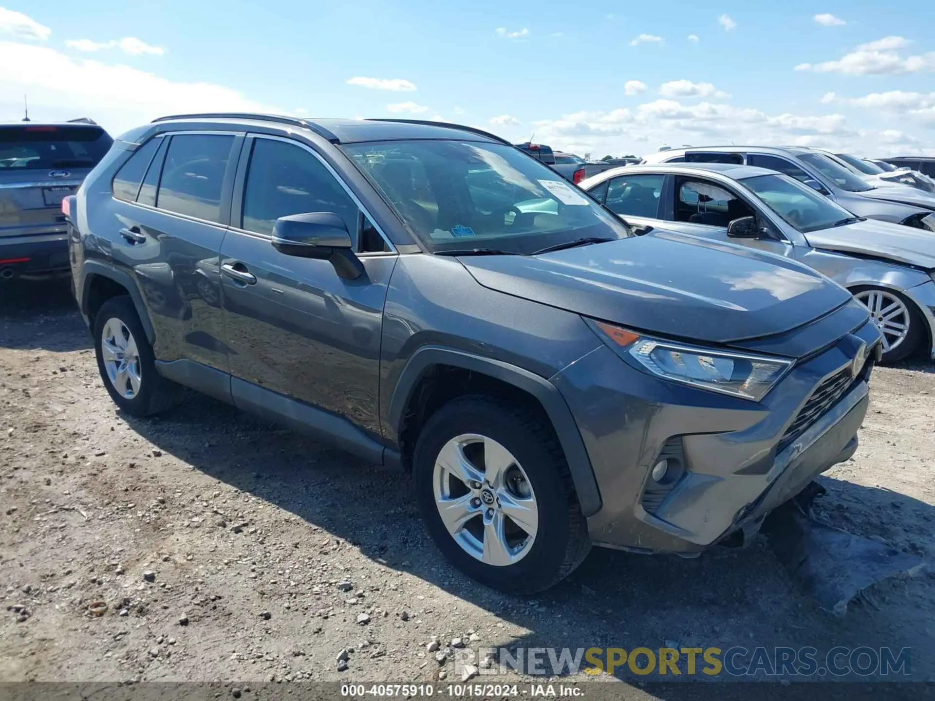 1 Photograph of a damaged car 2T3W1RFV2KC005716 TOYOTA RAV4 2019