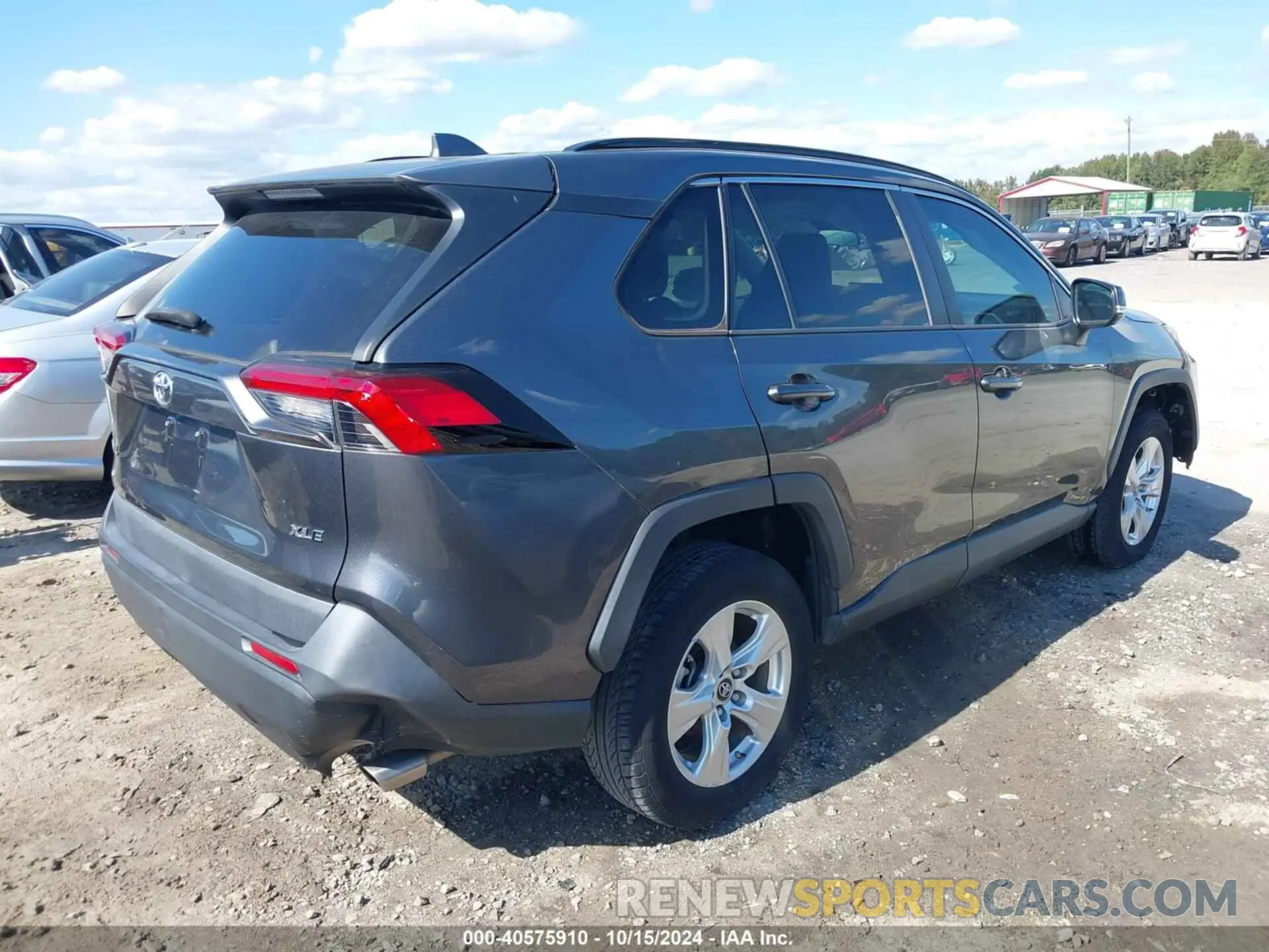 4 Photograph of a damaged car 2T3W1RFV2KC005716 TOYOTA RAV4 2019