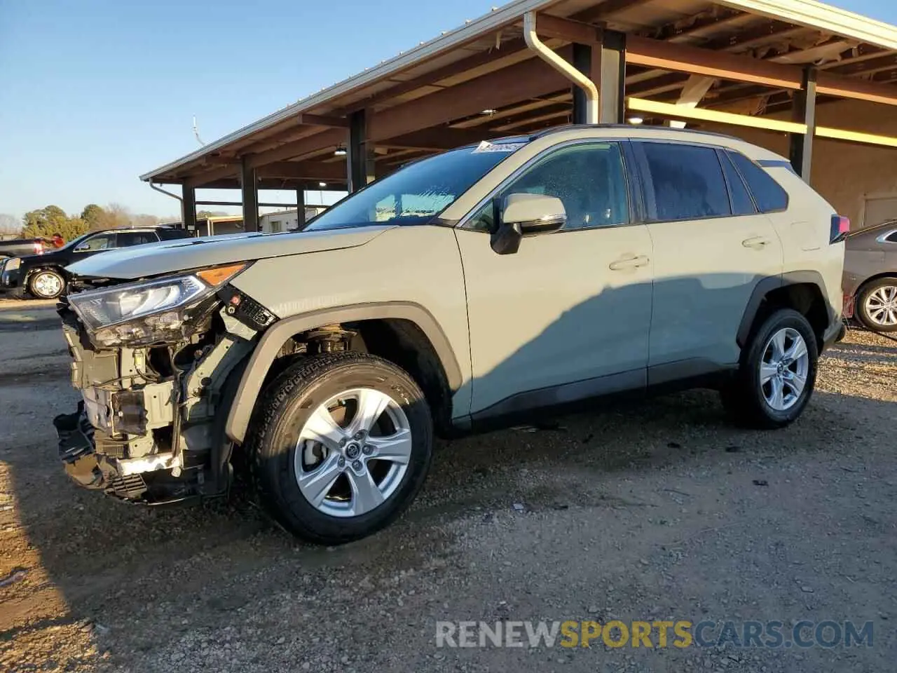 1 Photograph of a damaged car 2T3W1RFV2KW005911 TOYOTA RAV4 2019