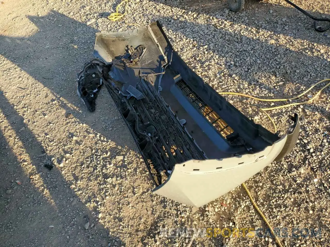 12 Photograph of a damaged car 2T3W1RFV2KW005911 TOYOTA RAV4 2019