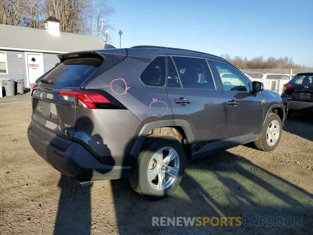 3 Фотография поврежденного автомобиля 2T3W1RFV2KW034874 TOYOTA RAV4 2019