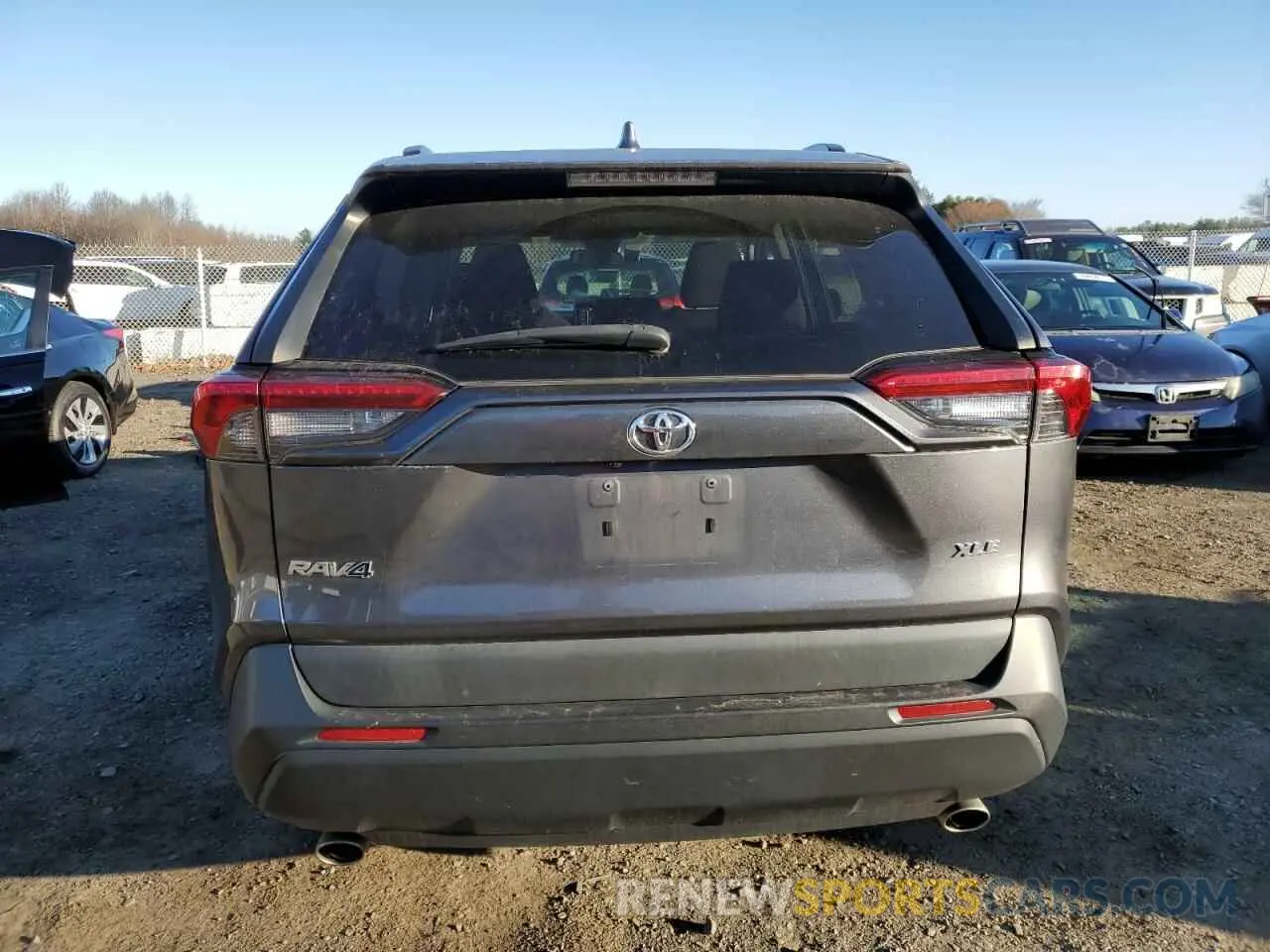 6 Фотография поврежденного автомобиля 2T3W1RFV2KW034874 TOYOTA RAV4 2019