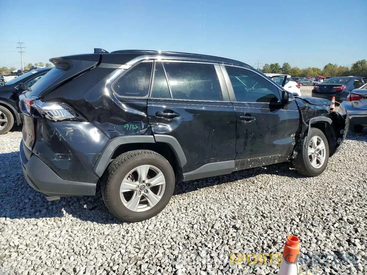 3 Photograph of a damaged car 2T3W1RFV3KC023612 TOYOTA RAV4 2019
