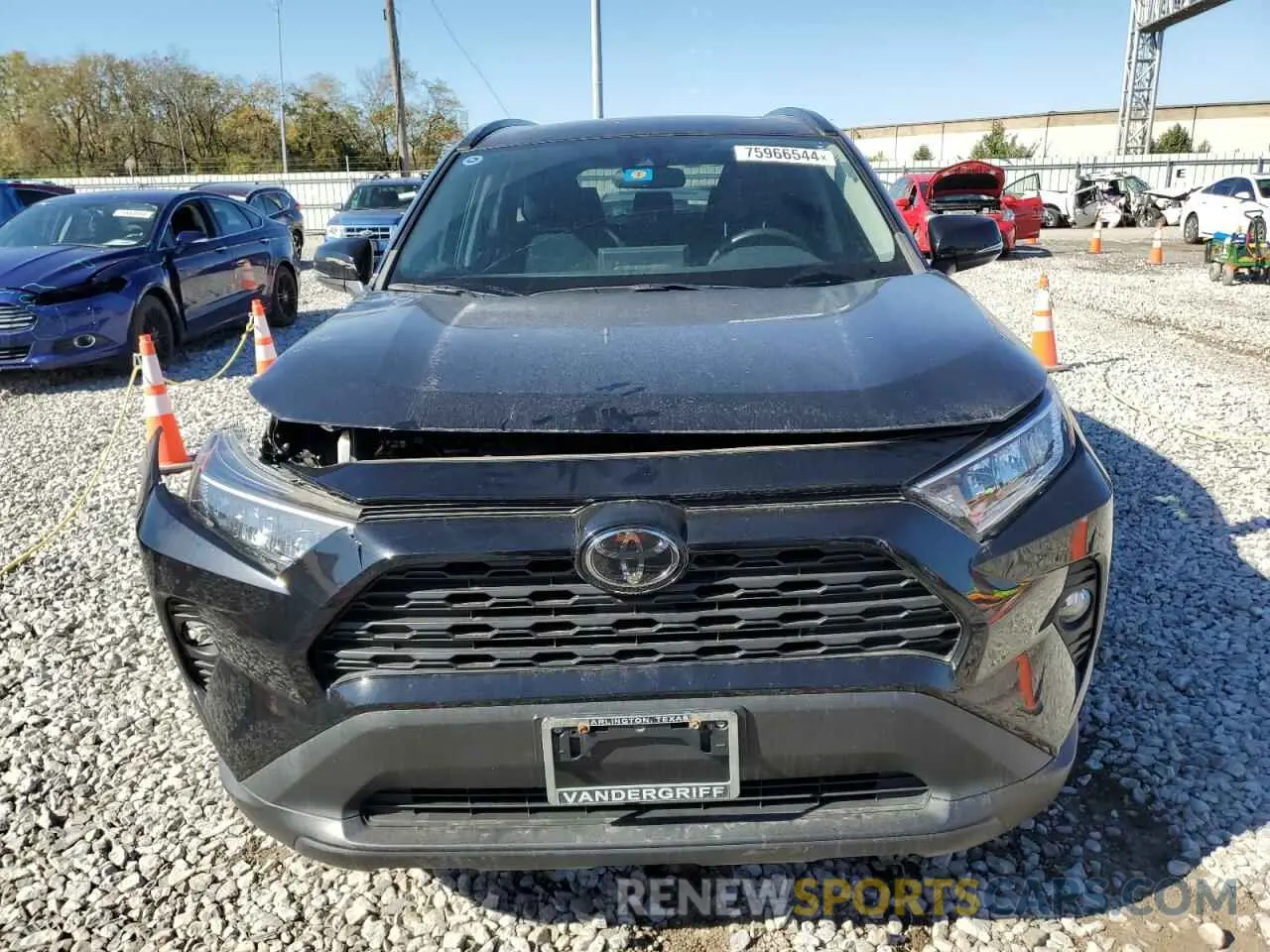 5 Photograph of a damaged car 2T3W1RFV3KC023612 TOYOTA RAV4 2019
