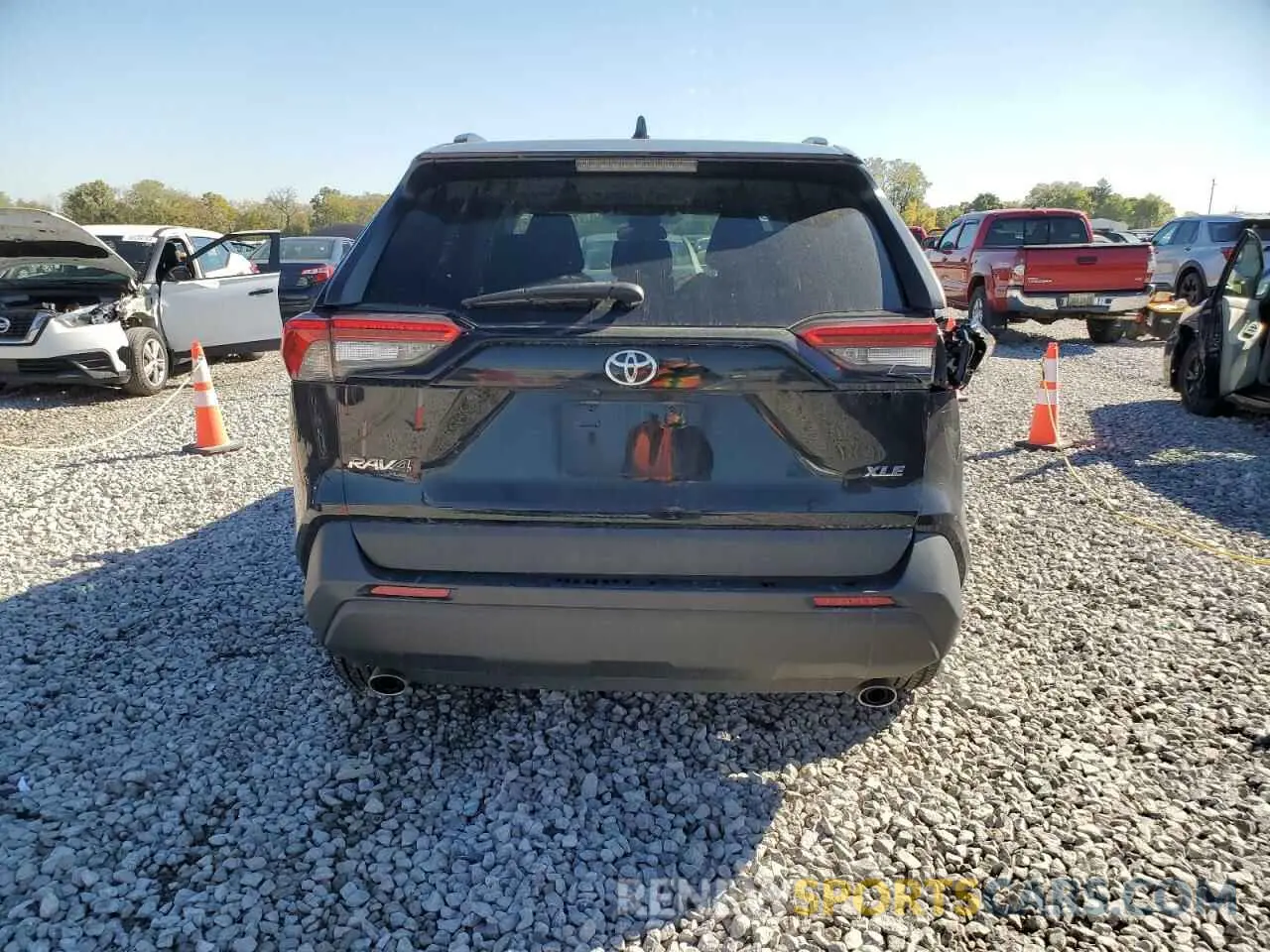6 Photograph of a damaged car 2T3W1RFV3KC023612 TOYOTA RAV4 2019
