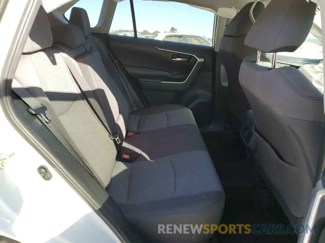 11 Фотография поврежденного автомобиля 2T3W1RFV4KC005412 TOYOTA RAV4 2019