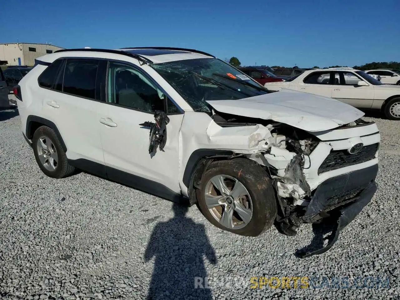 4 Фотография поврежденного автомобиля 2T3W1RFV4KC005412 TOYOTA RAV4 2019