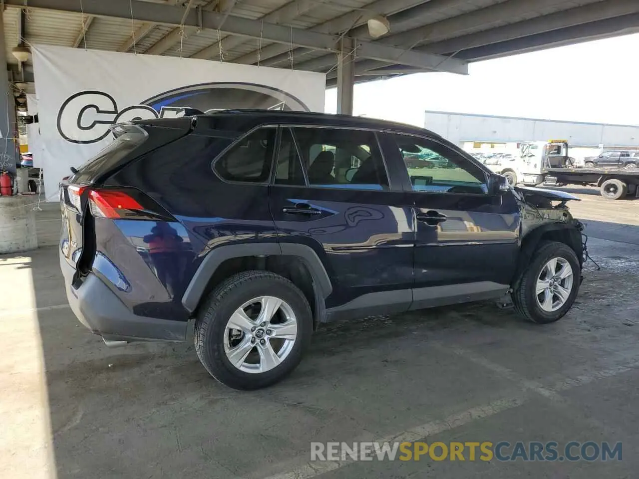 3 Фотография поврежденного автомобиля 2T3W1RFV4KC012389 TOYOTA RAV4 2019