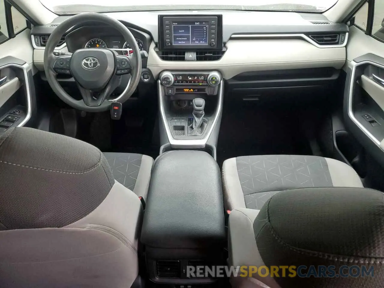 8 Photograph of a damaged car 2T3W1RFV4KC017334 TOYOTA RAV4 2019