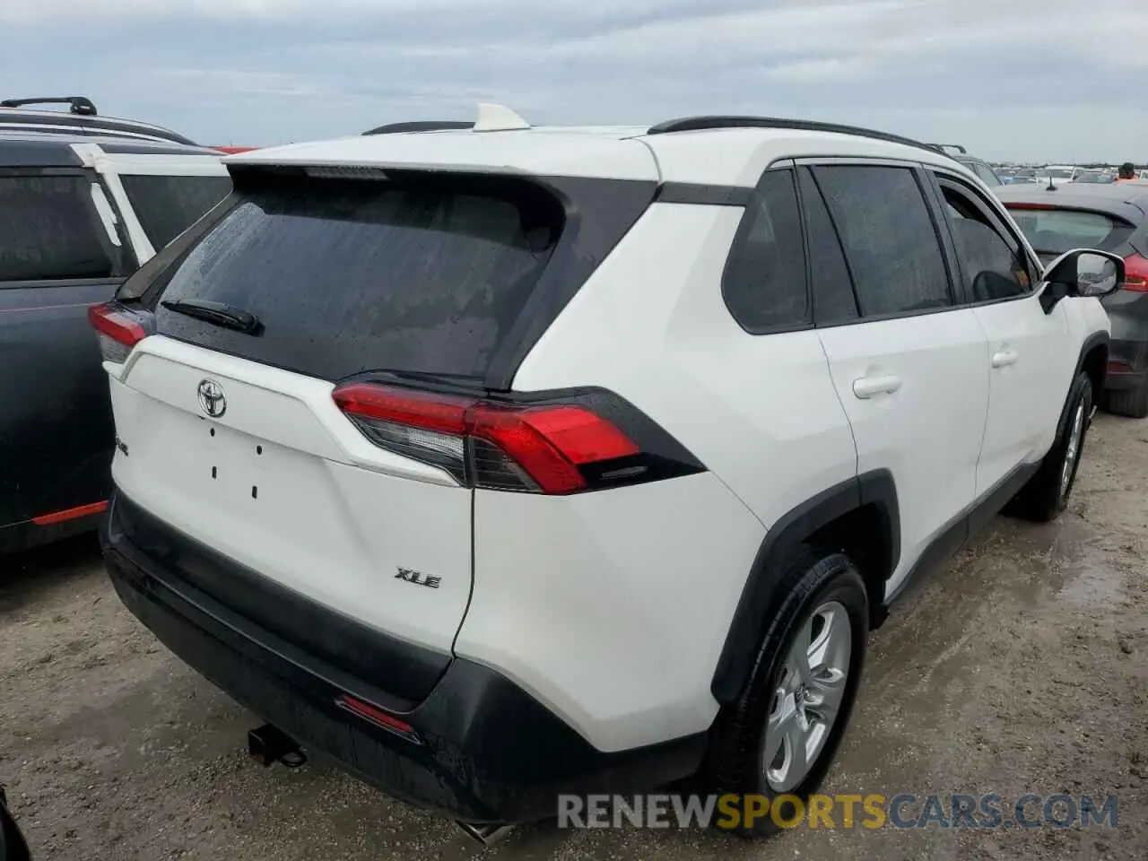 3 Фотография поврежденного автомобиля 2T3W1RFV4KW015176 TOYOTA RAV4 2019