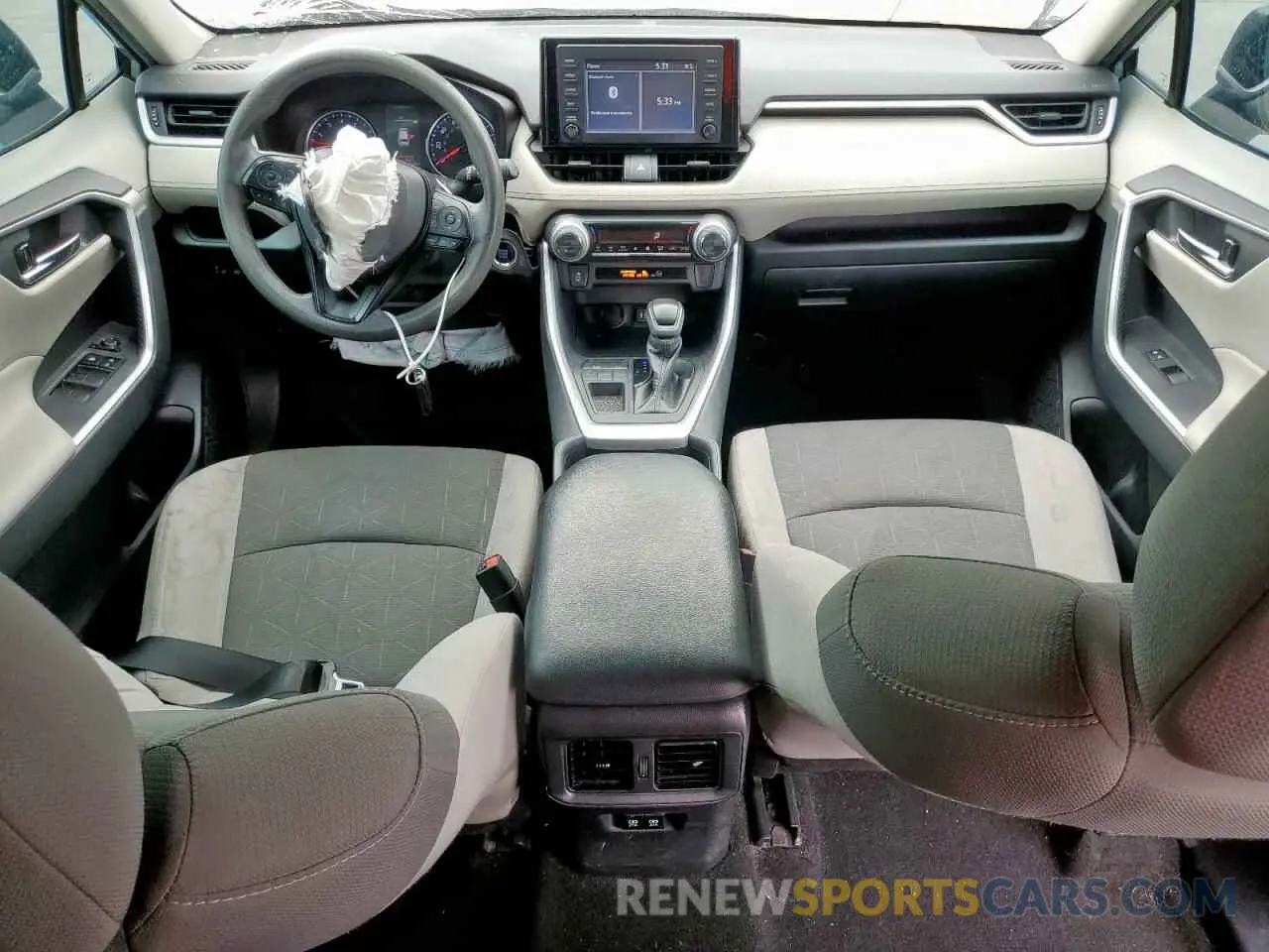 8 Фотография поврежденного автомобиля 2T3W1RFV4KW016070 TOYOTA RAV4 2019