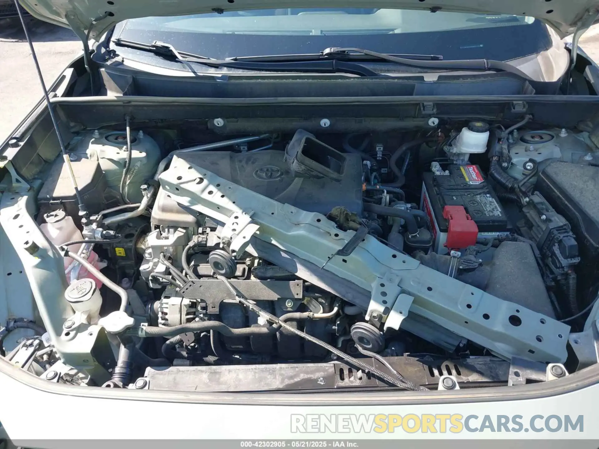10 Photograph of a damaged car 2T3W1RFV4KW057153 TOYOTA RAV4 2019