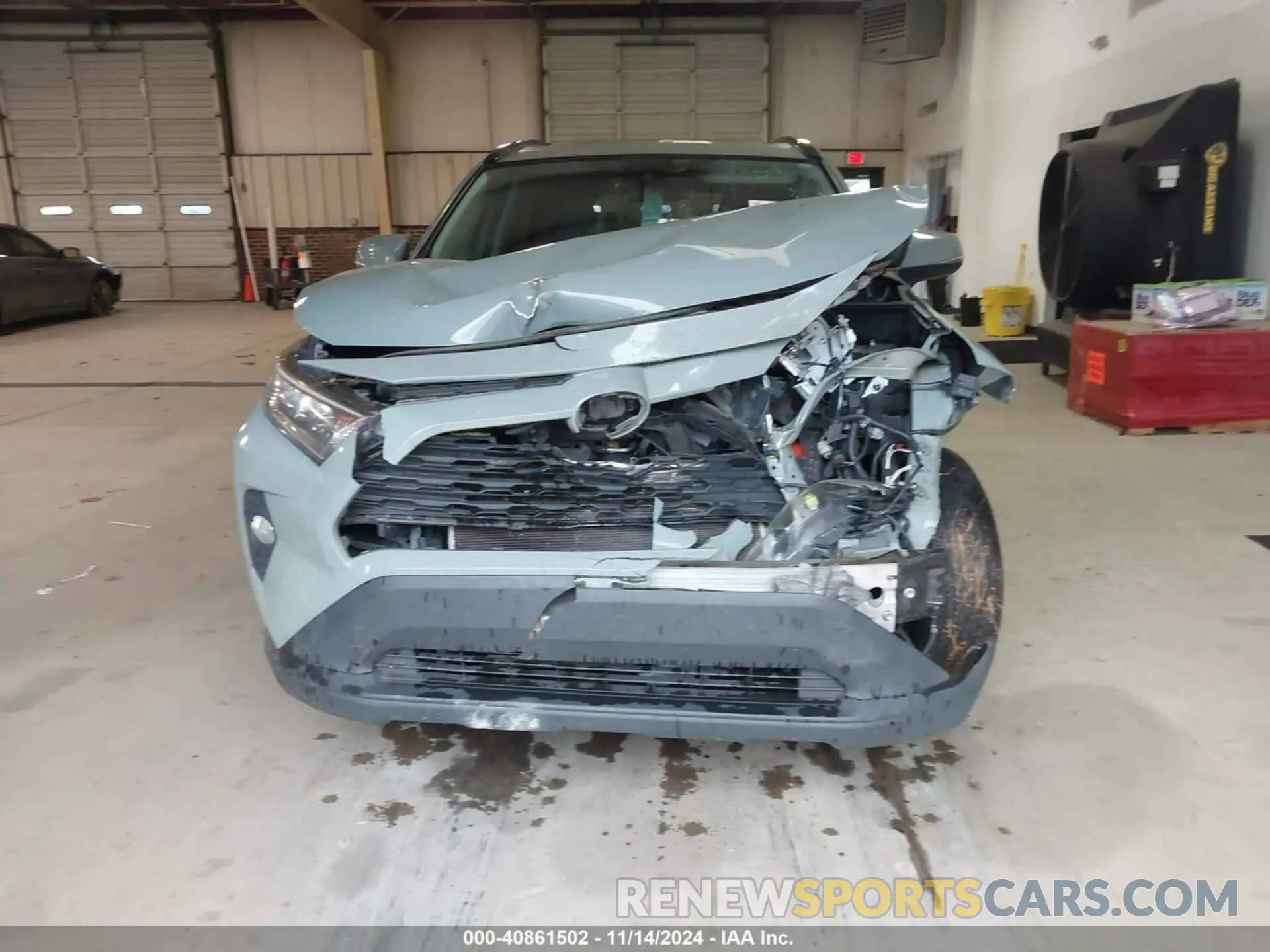 12 Photograph of a damaged car 2T3W1RFV5KC004463 TOYOTA RAV4 2019