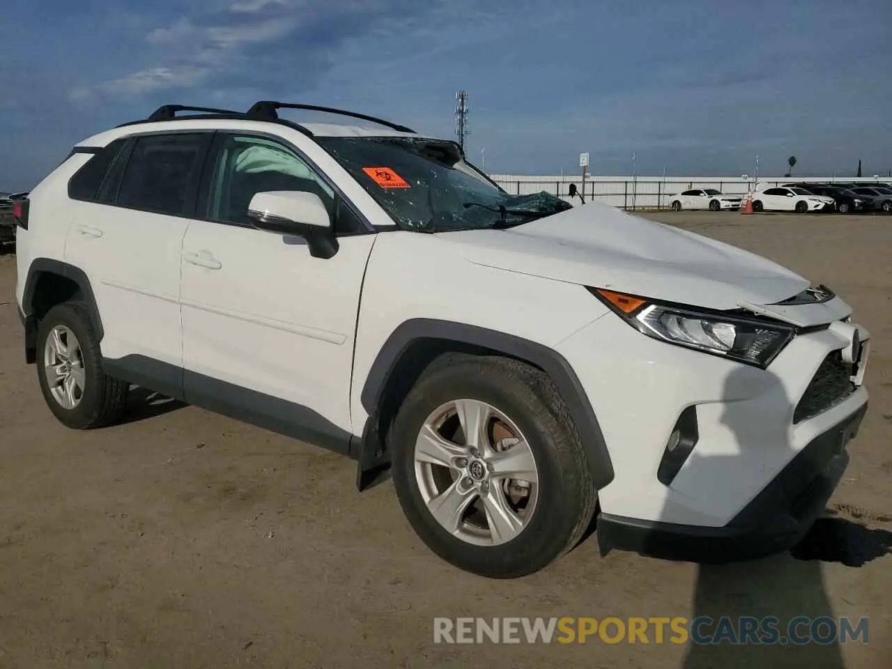4 Photograph of a damaged car 2T3W1RFV5KC030383 TOYOTA RAV4 2019
