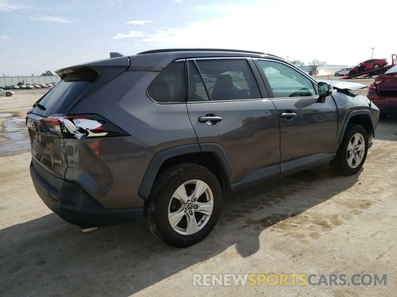 3 Photograph of a damaged car 2T3W1RFV5KW003540 TOYOTA RAV4 2019