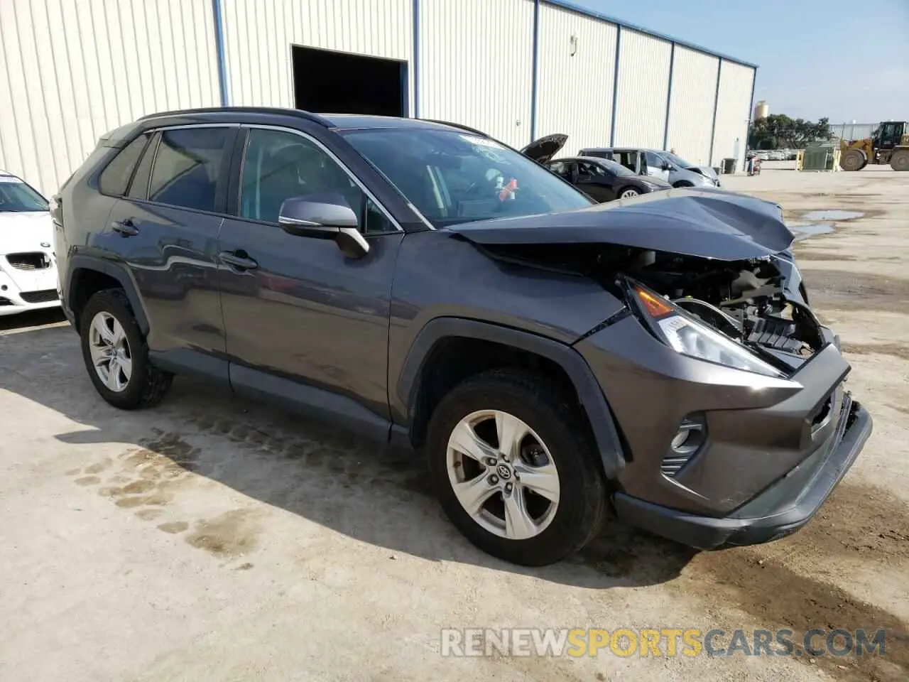 4 Photograph of a damaged car 2T3W1RFV5KW003540 TOYOTA RAV4 2019