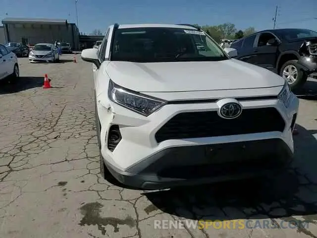 14 Photograph of a damaged car 2T3W1RFV6KW041231 TOYOTA RAV4 2019