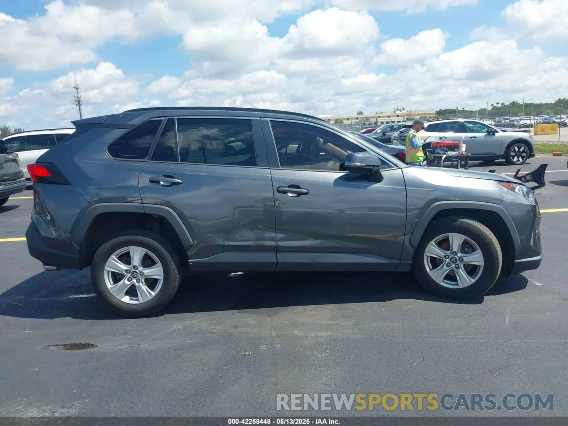 13 Photograph of a damaged car 2T3W1RFV7KC023595 TOYOTA RAV4 2019