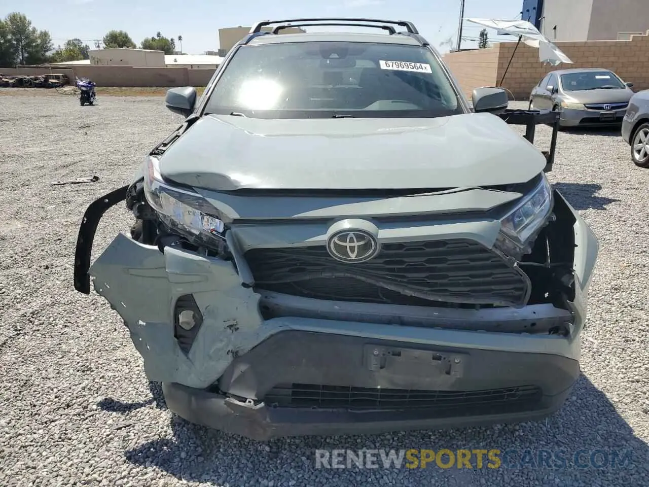 5 Photograph of a damaged car 2T3W1RFV7KC025900 TOYOTA RAV4 2019