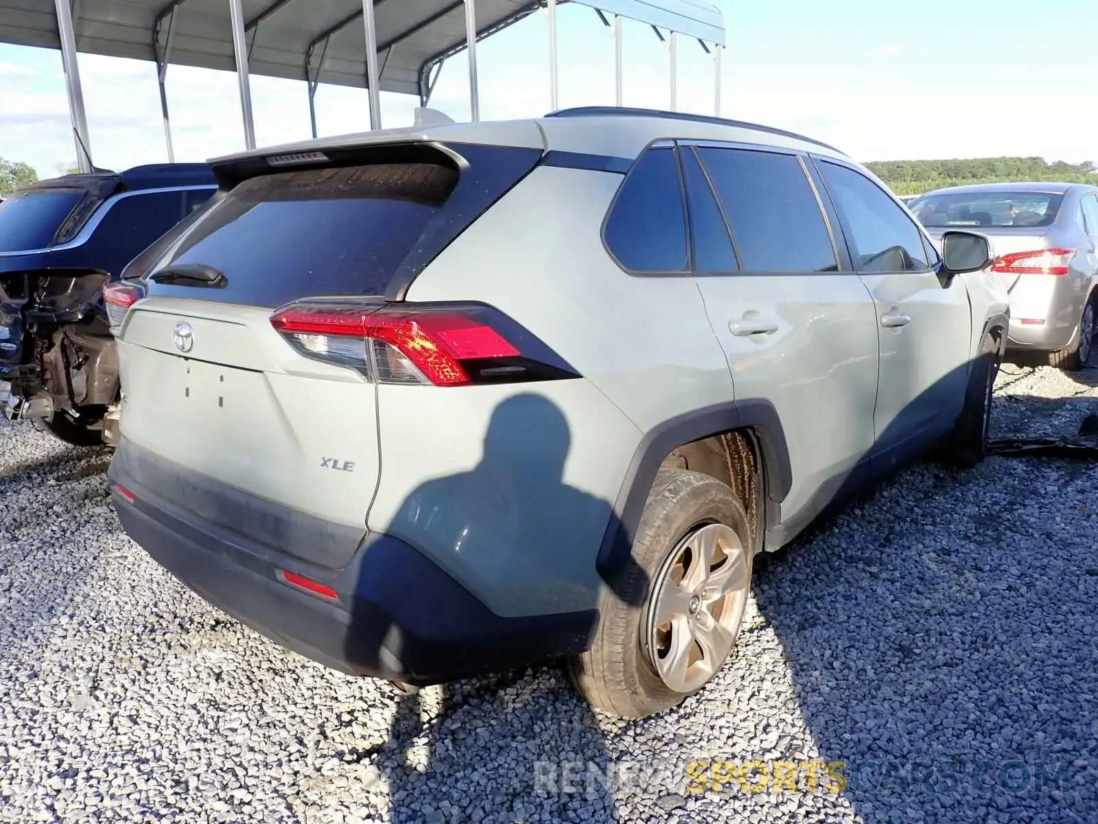 4 Фотография поврежденного автомобиля 2T3W1RFV7KC026027 TOYOTA RAV4 2019