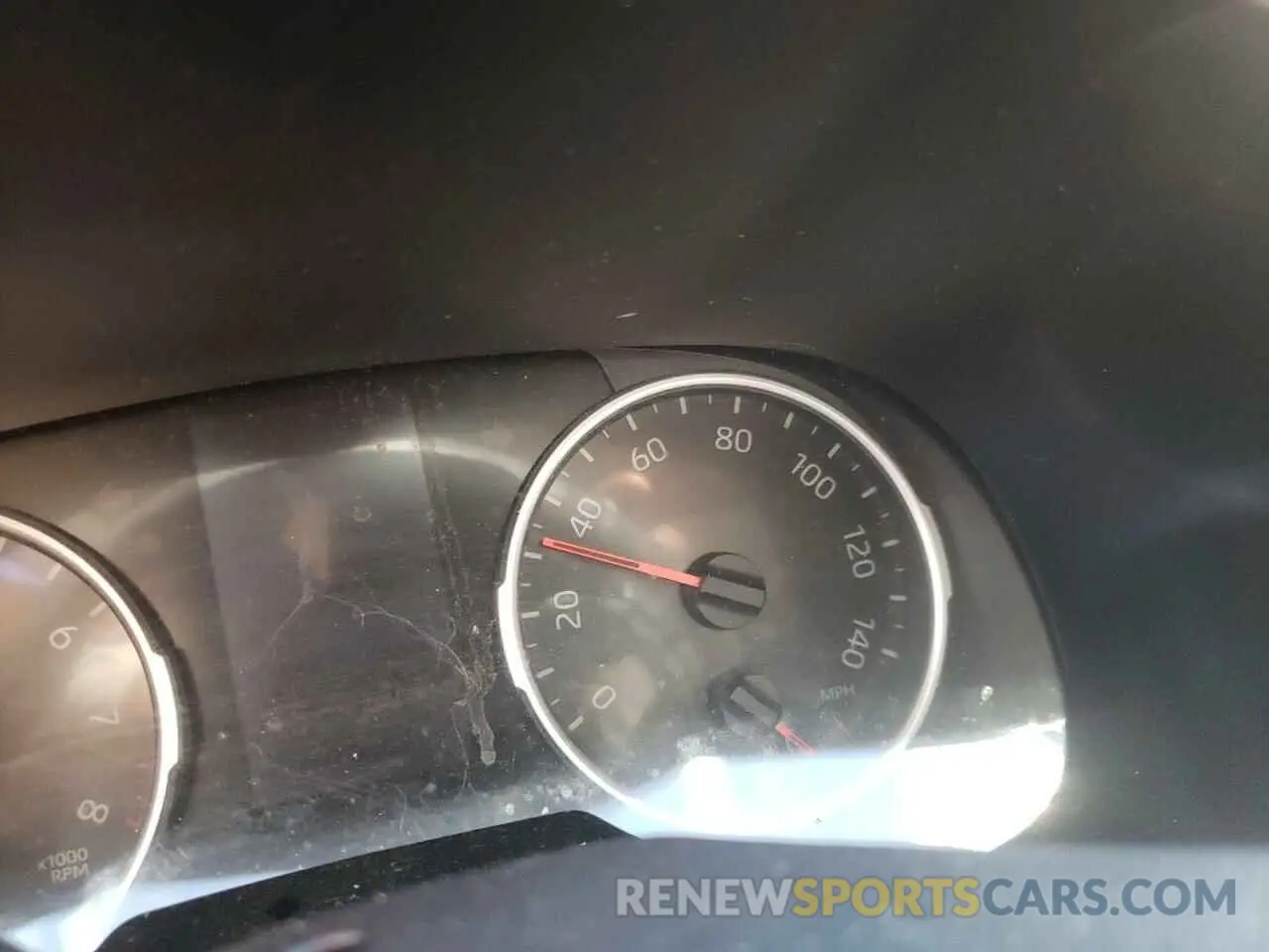 8 Фотография поврежденного автомобиля 2T3W1RFV7KC026027 TOYOTA RAV4 2019