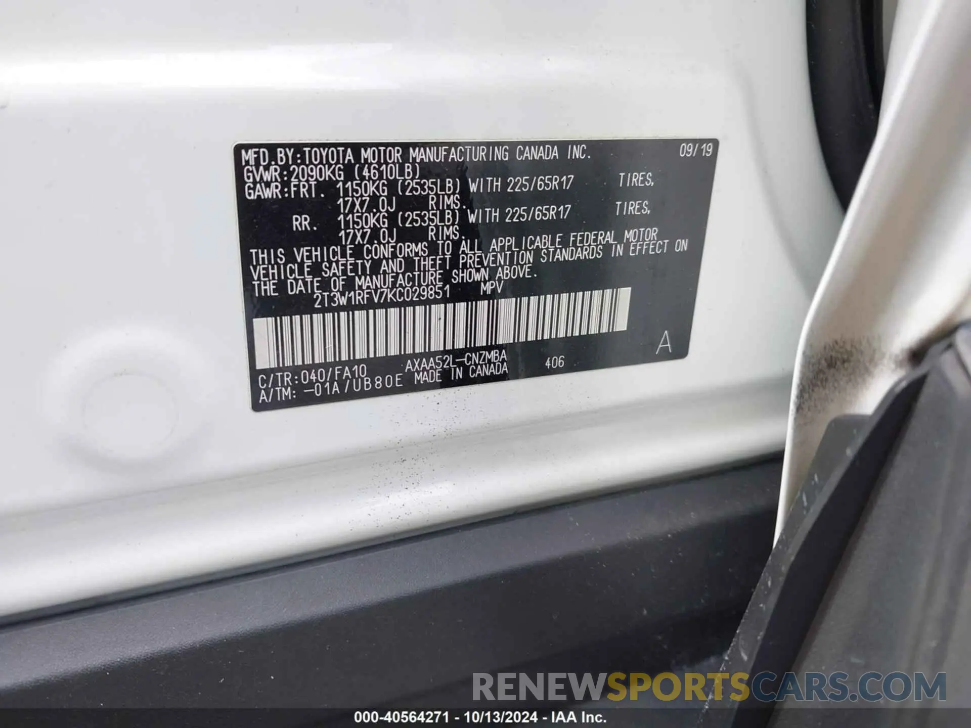 9 Photograph of a damaged car 2T3W1RFV7KC029851 TOYOTA RAV4 2019