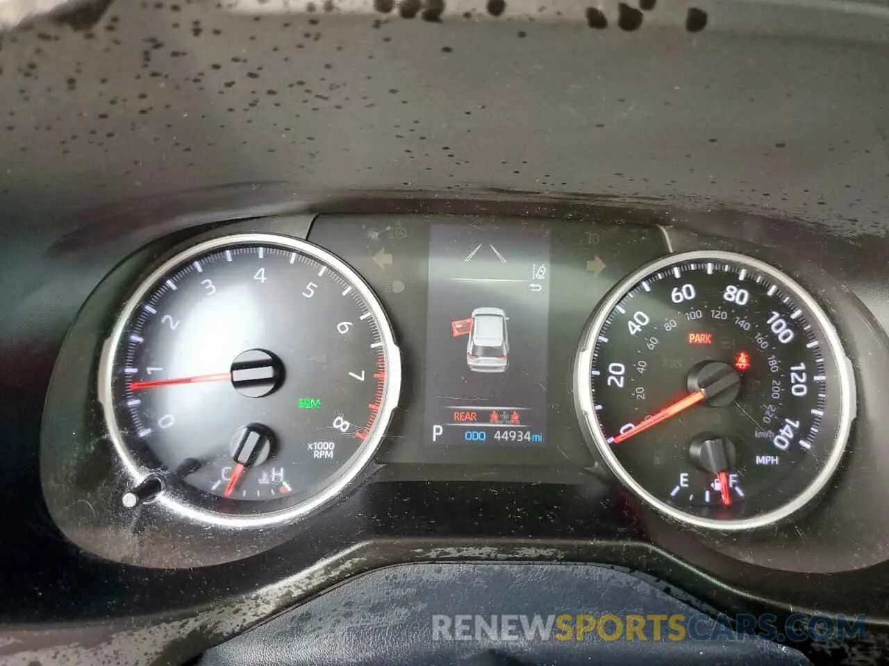 9 Photograph of a damaged car 2T3W1RFV7KW019934 TOYOTA RAV4 2019