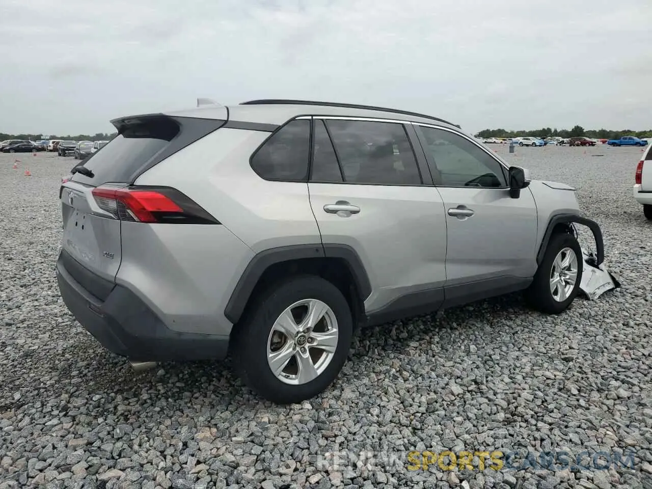3 Photograph of a damaged car 2T3W1RFV7KW030819 TOYOTA RAV4 2019