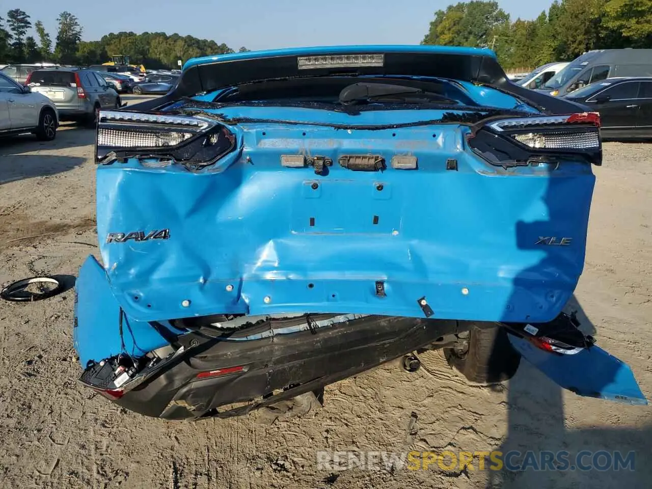 6 Photograph of a damaged car 2T3W1RFV7KW035258 TOYOTA RAV4 2019