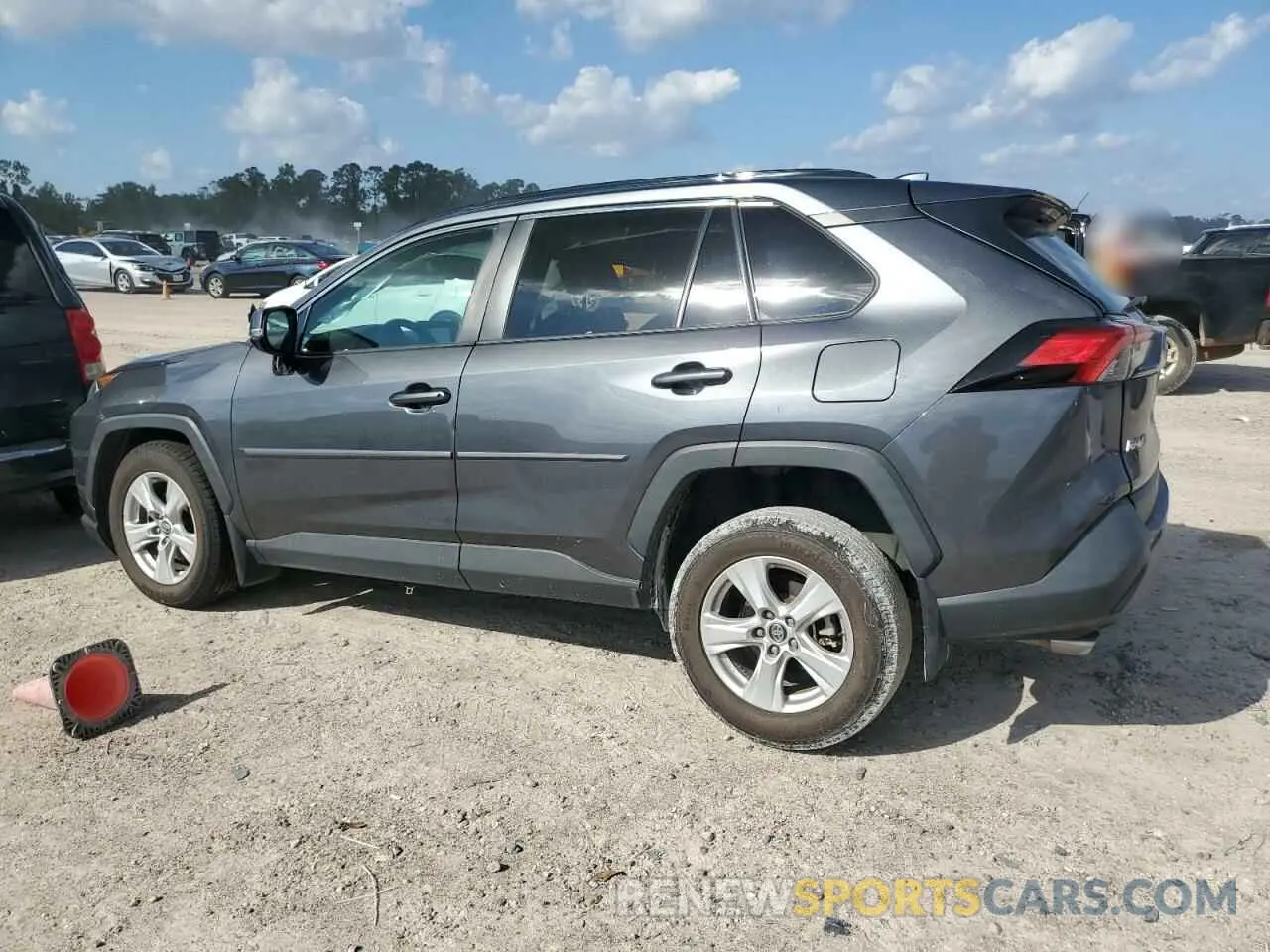 2 Фотография поврежденного автомобиля 2T3W1RFV8KC015408 TOYOTA RAV4 2019