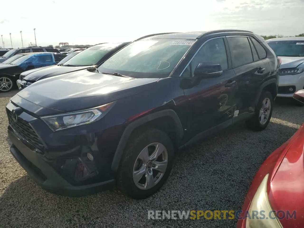 1 Photograph of a damaged car 2T3W1RFV8KC022410 TOYOTA RAV4 2019