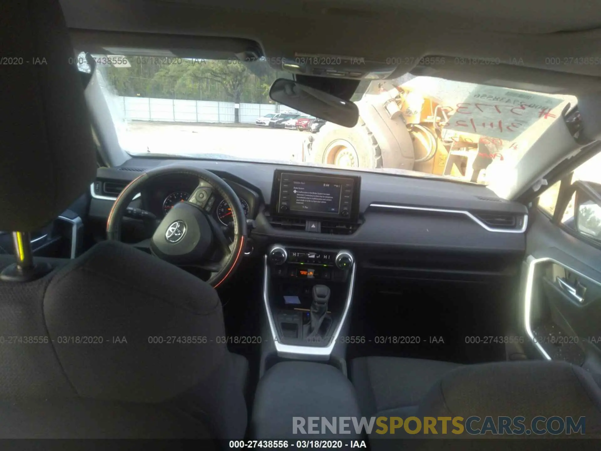 5 Photograph of a damaged car 2T3W1RFV8KW002074 TOYOTA RAV4 2019