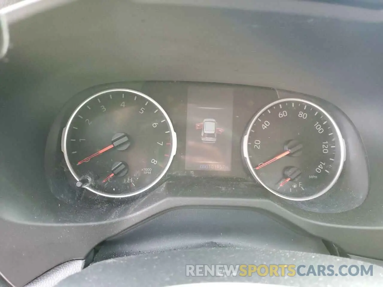 9 Photograph of a damaged car 2T3W1RFV8KW009204 TOYOTA RAV4 2019