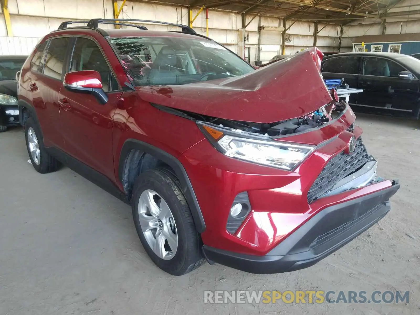 1 Photograph of a damaged car 2T3W1RFV8KW029551 TOYOTA RAV4 2019