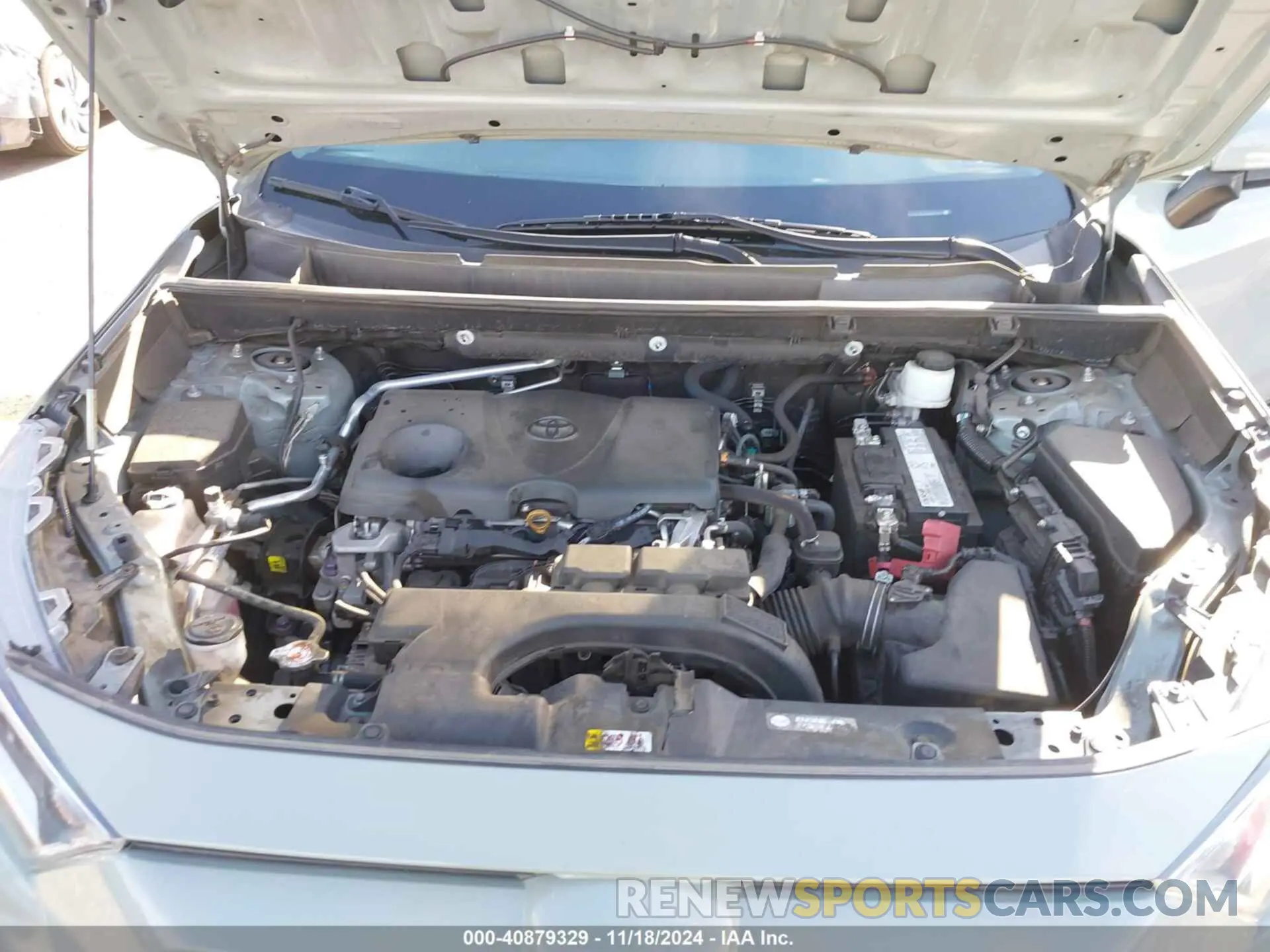 10 Photograph of a damaged car 2T3W1RFV8KW051937 TOYOTA RAV4 2019