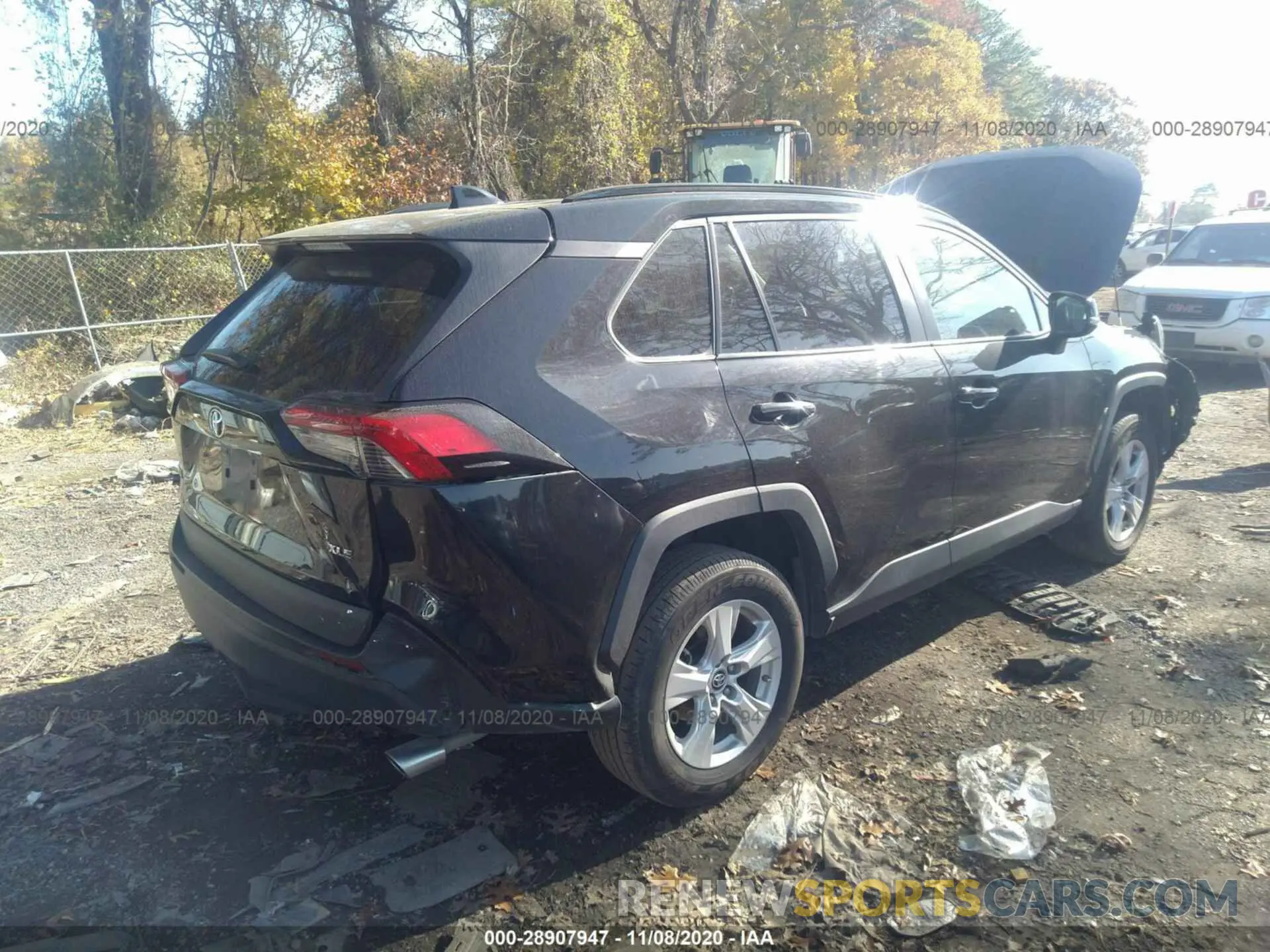 4 Фотография поврежденного автомобиля 2T3W1RFV9KC008130 TOYOTA RAV4 2019