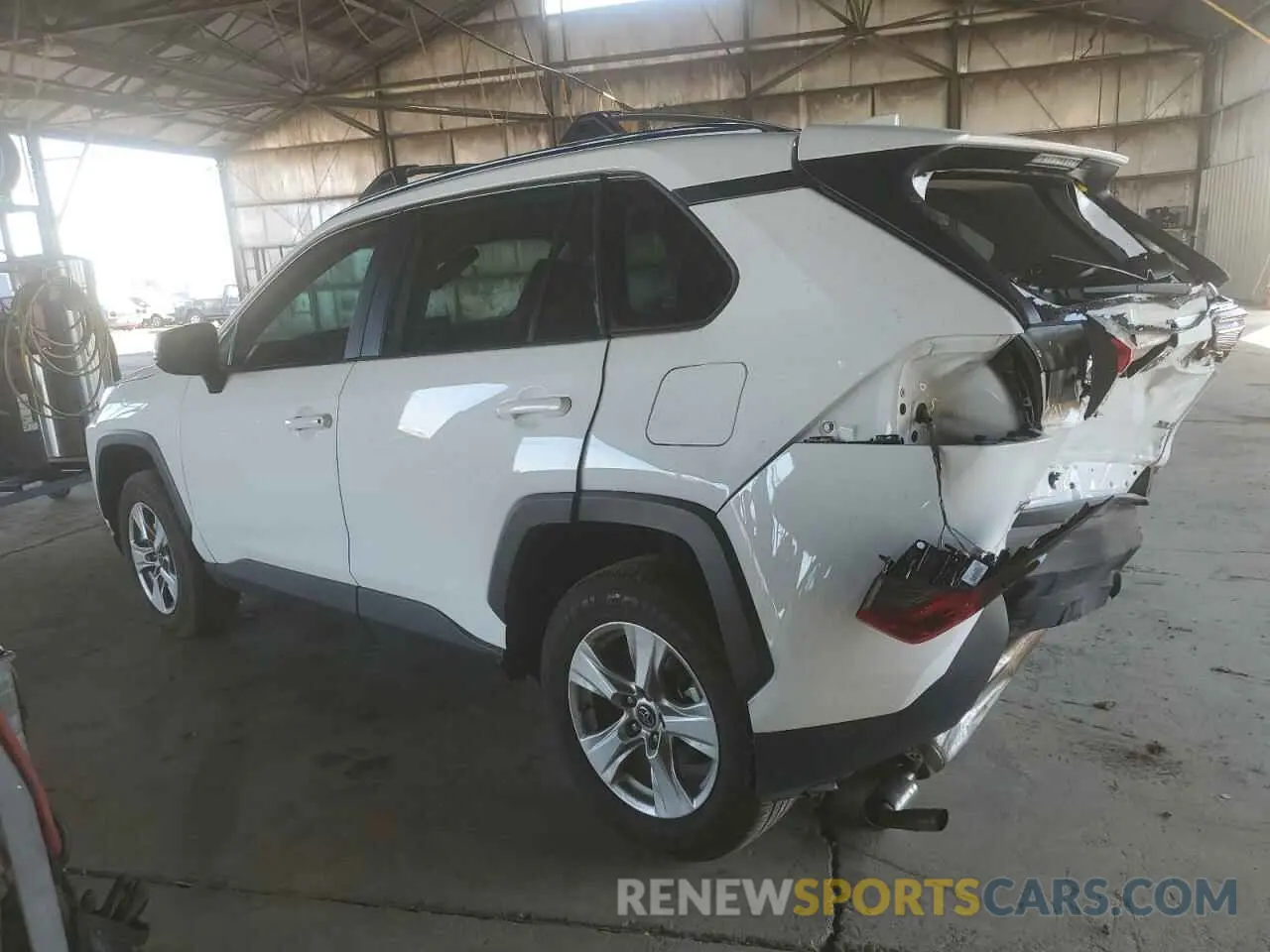 2 Фотография поврежденного автомобиля 2T3W1RFVXKW025632 TOYOTA RAV4 2019