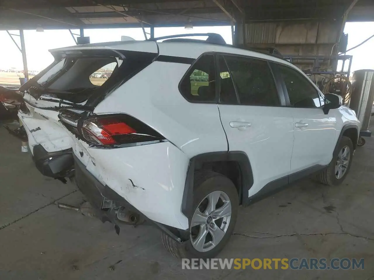3 Фотография поврежденного автомобиля 2T3W1RFVXKW025632 TOYOTA RAV4 2019