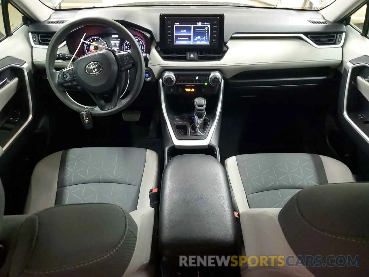 8 Фотография поврежденного автомобиля 2T3W1RFVXKW051423 TOYOTA RAV4 2019