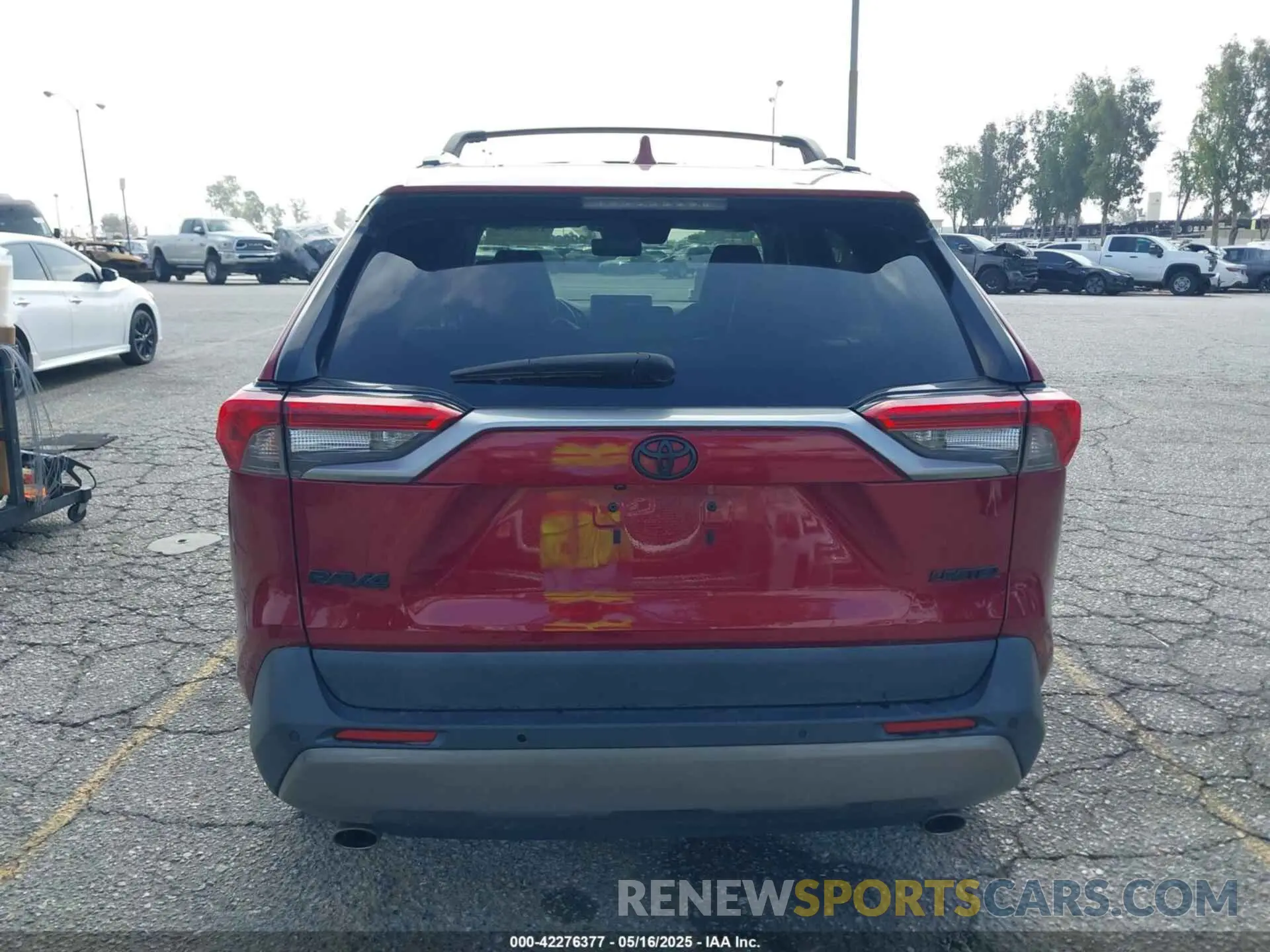 16 Фотография поврежденного автомобиля 2T3Y1RFV1KC019924 TOYOTA RAV4 2019