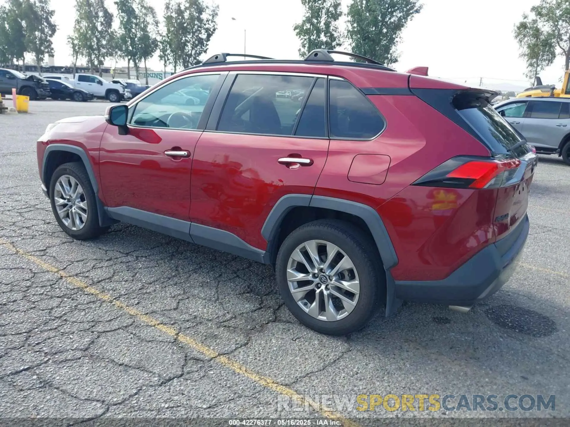 3 Фотография поврежденного автомобиля 2T3Y1RFV1KC019924 TOYOTA RAV4 2019