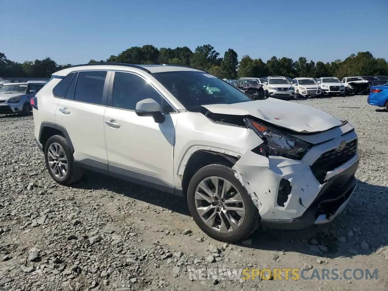 4 Photograph of a damaged car 2T3Y1RFV3KC013459 TOYOTA RAV4 2019