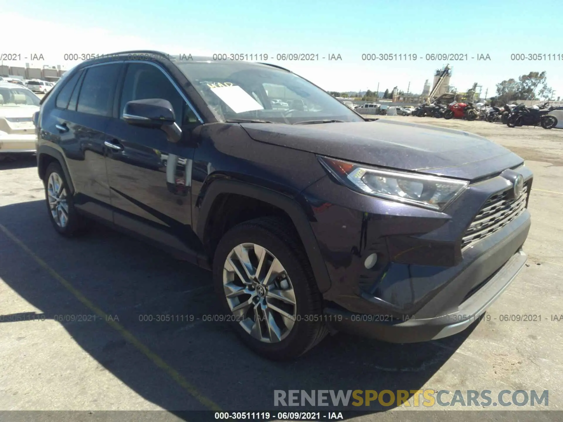 1 Photograph of a damaged car 2T3Y1RFV5KW007094 TOYOTA RAV4 2019