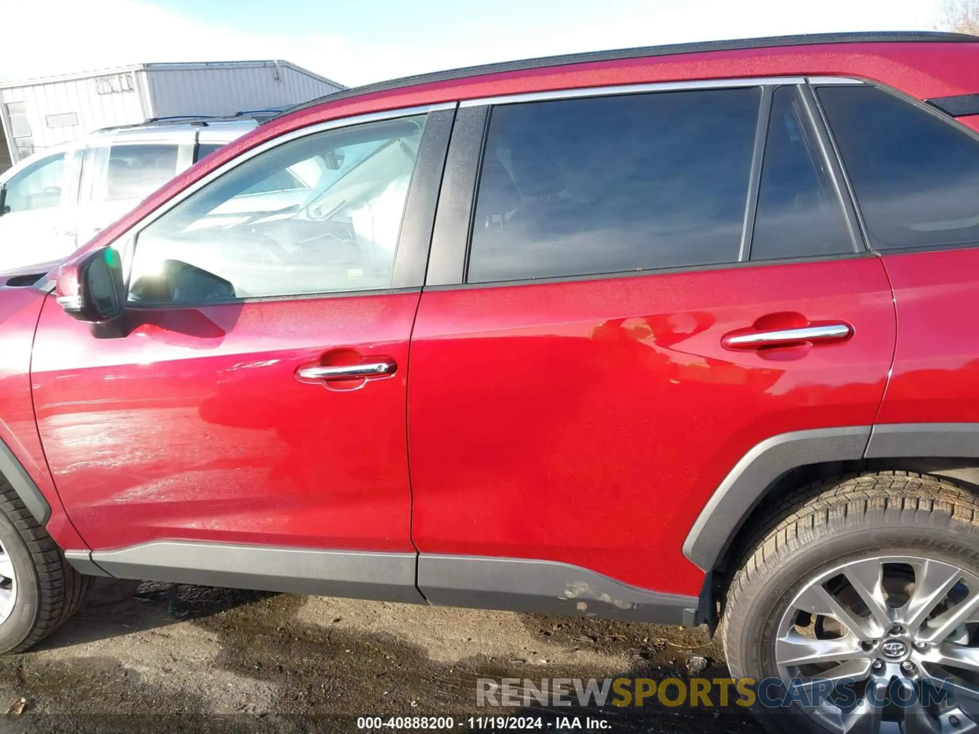 14 Photograph of a damaged car 2T3Y1RFV9KW012377 TOYOTA RAV4 2019