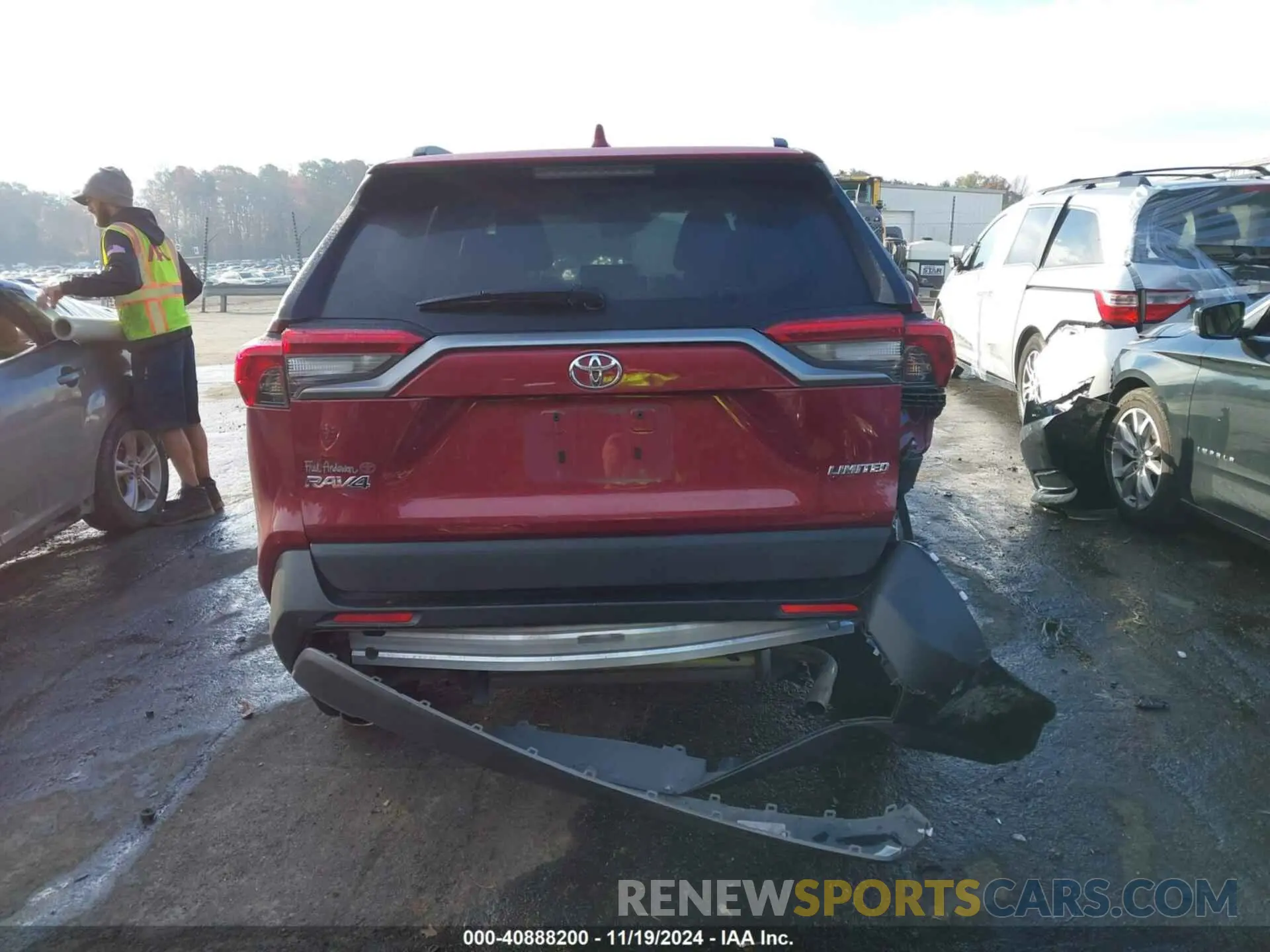 16 Photograph of a damaged car 2T3Y1RFV9KW012377 TOYOTA RAV4 2019