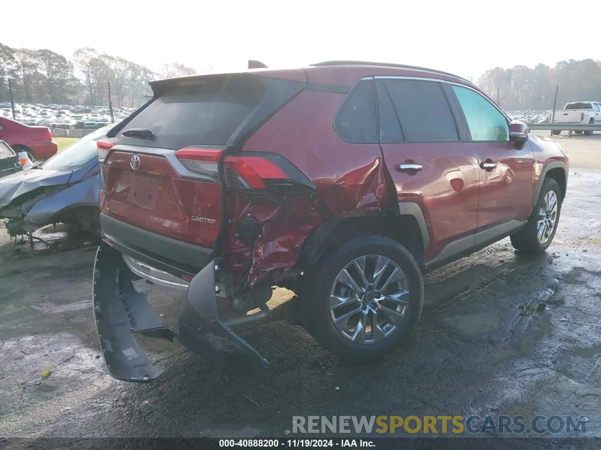 4 Photograph of a damaged car 2T3Y1RFV9KW012377 TOYOTA RAV4 2019
