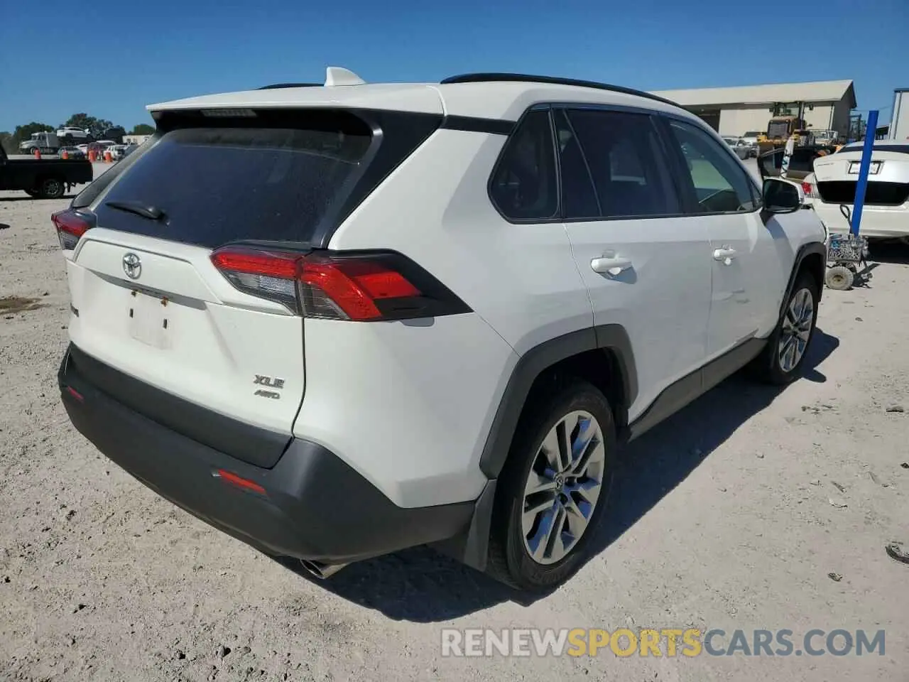 4 Фотография поврежденного автомобиля JTMA1RFV0KD006997 TOYOTA RAV4 2019