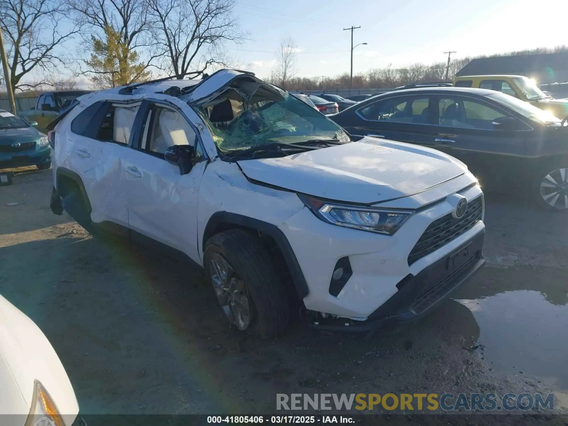 1 Photograph of a damaged car JTMA1RFV1KD023548 TOYOTA RAV4 2019